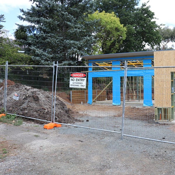 do you deliver and install temporary fencing and what's the price for this in Needham Heights MA